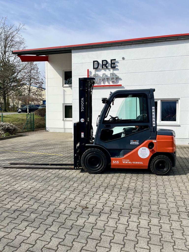 Toyota 52-8FDF25 Dieselstapler dregab.de