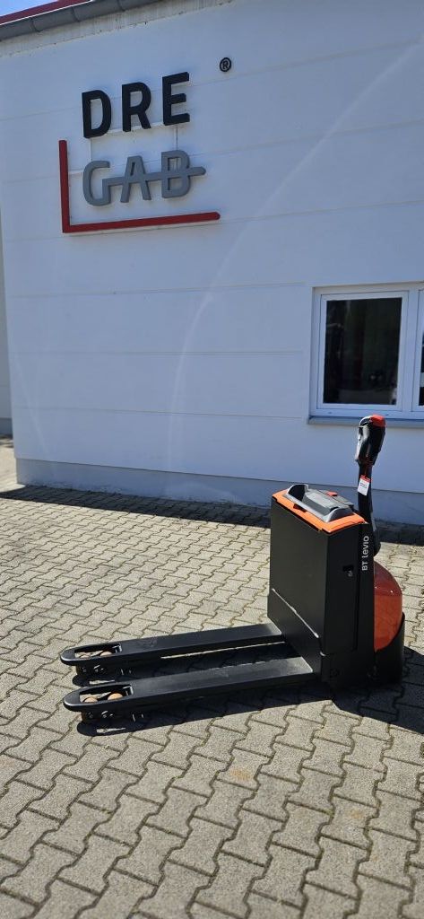 Toyota LWE 140 Niederhubwagen loeffler-gabelstapler.de