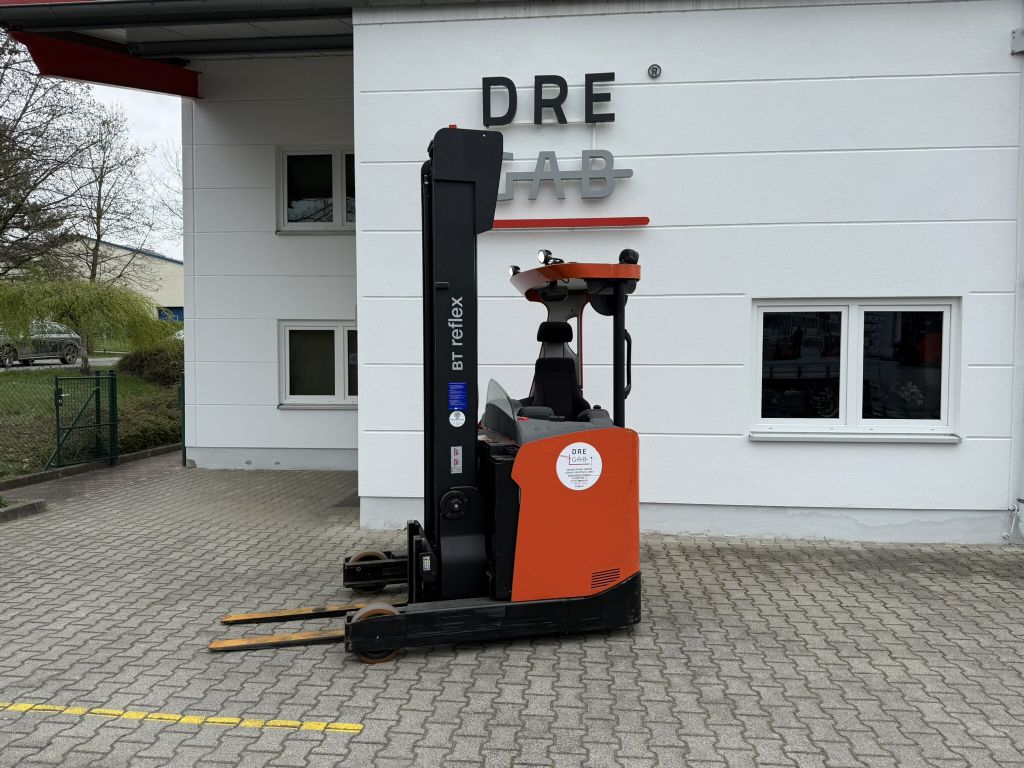 Toyota RRE160H Schubmaststapler loeffler-gabelstapler.de