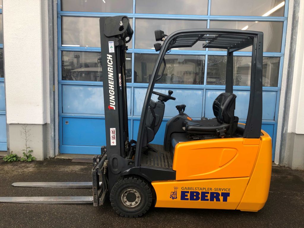 Jungheinrich-EFG-DF 16 -Elektro 3 Rad-Stapler-www.staplerservice-ebert.de