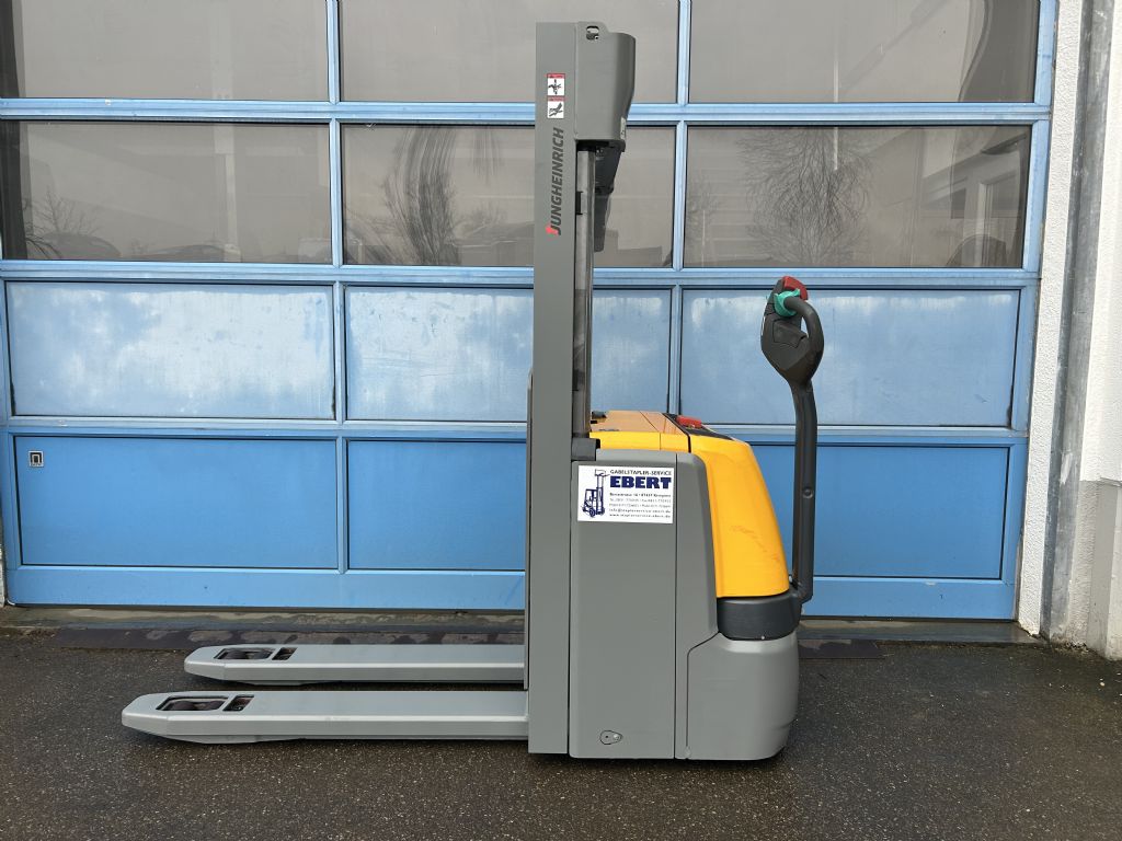 Jungheinrich-EJC 112Z-Deichselstapler-www.staplerservice-ebert.de
