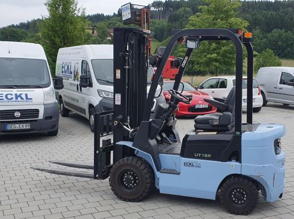 UTILEV-UT18P-Dieselstapler-www.eckl-stapler.de