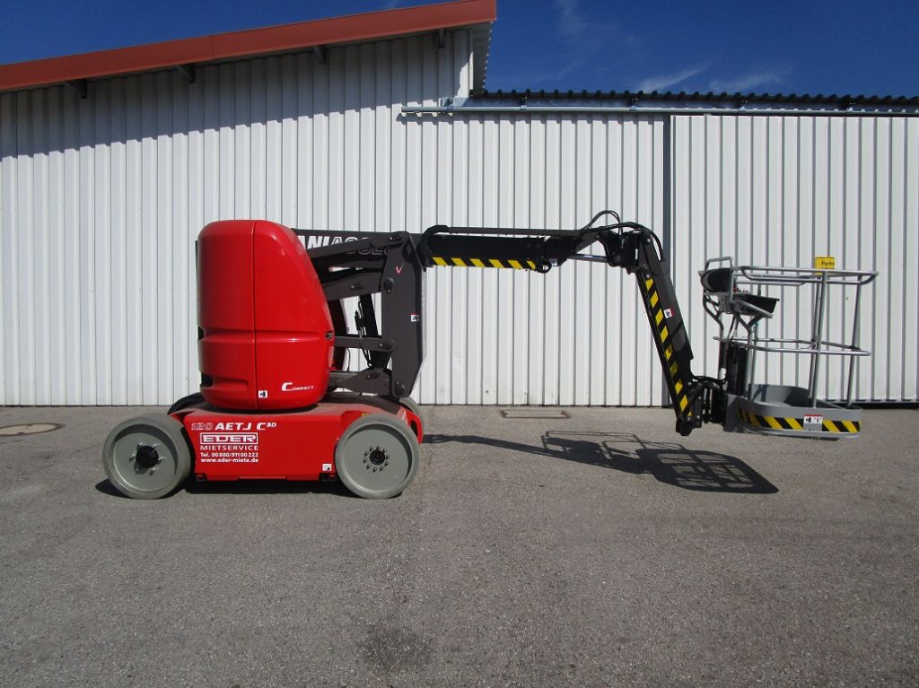 Manitou 120 AETJC3D Gelenkteleskopbhne www.eder-stapler.de
