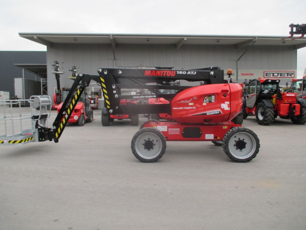 Manitou 160 ATJRC4RDST5PA Gelenkteleskopbhne www.eder-stapler.de