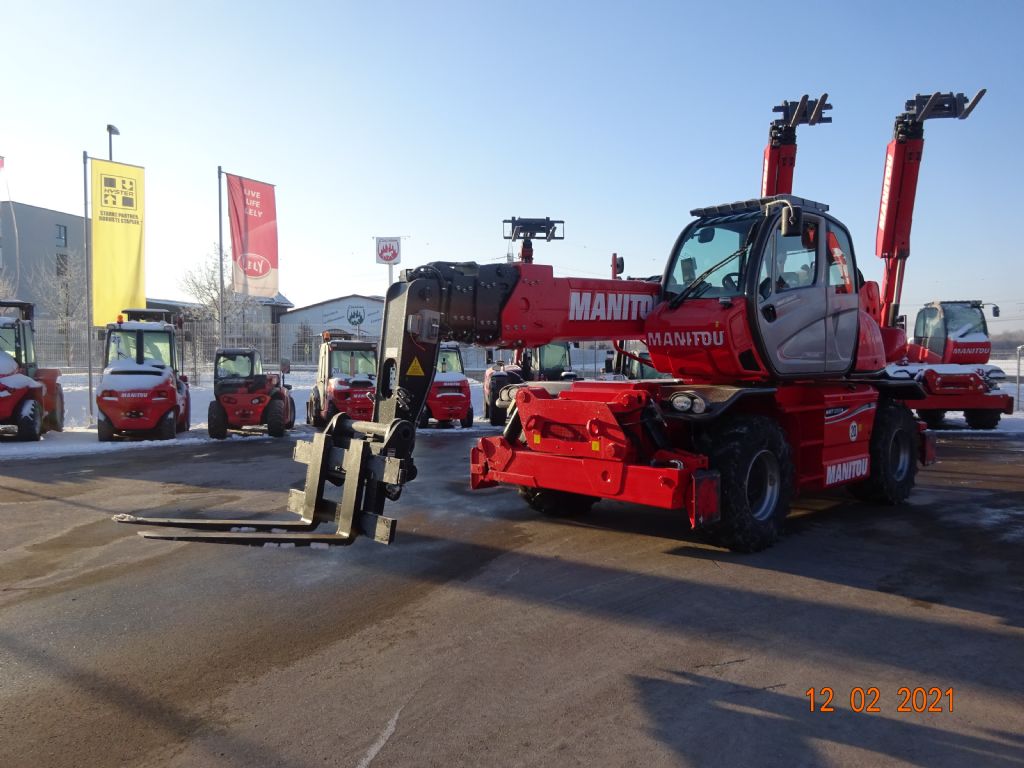 Manitou MRT 2550Privilege+ Teleskopstapler drehbar www.eder-stapler.de