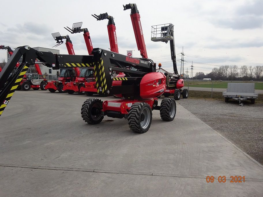 Manitou 180 ATJRC4RDST5S1PA Gelenkteleskopbhne www.eder-stapler.de