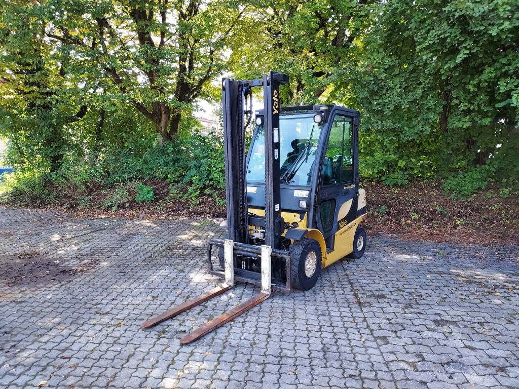 Yale GLP 25VX Treibgasstapler www.eder-stapler.de