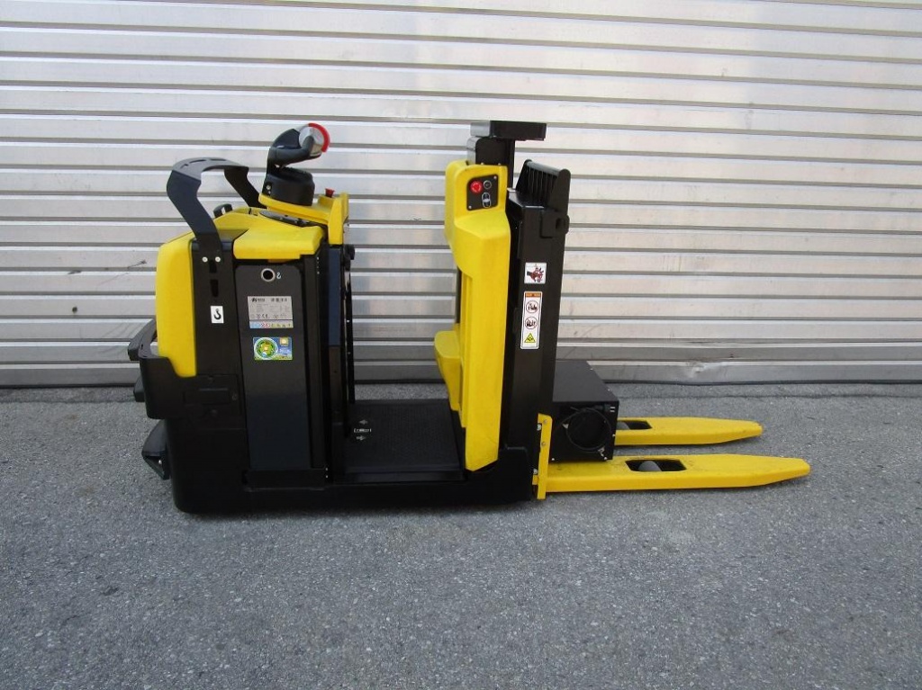 Hyster LO 1.0F - reparaturbedrftig Niederhubkommissionierer www.eder-stapler.de