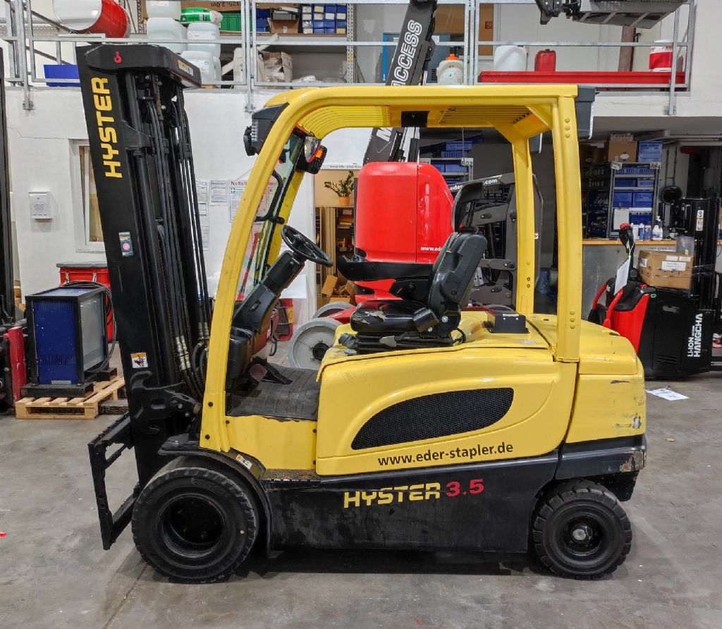 Hyster J 3.5XN Elektro 4 Rad-Stapler www.eder-stapler.de