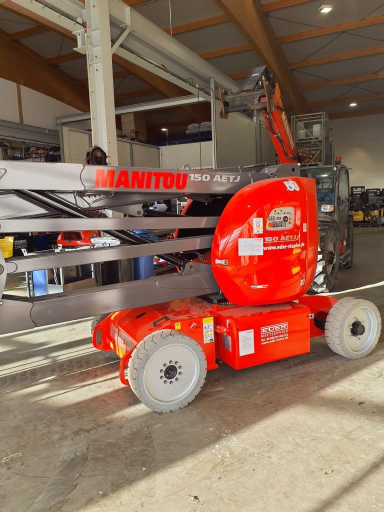 Manitou 150 AETJC3D Gelenkteleskopbhne www.eder-stapler.de