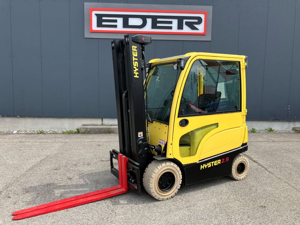 Hyster J 2.5XN Elektro 4 Rad-Stapler www.eder-stapler.de