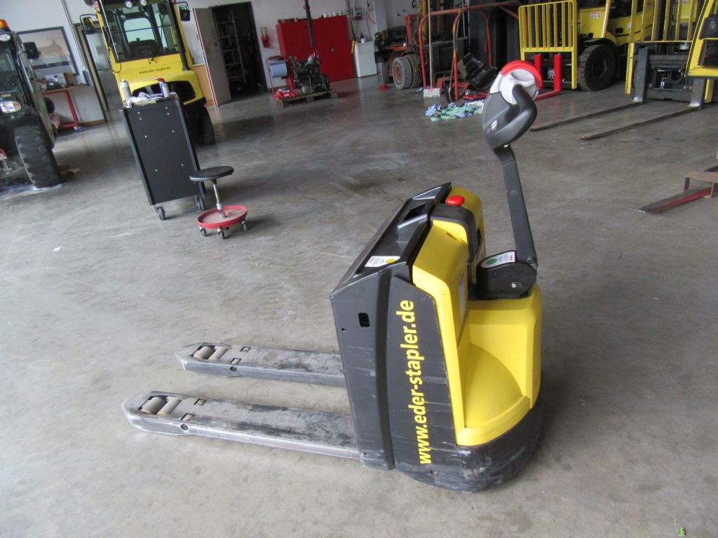 Hyster P 1.8 Niederhubwagen www.eder-stapler.de