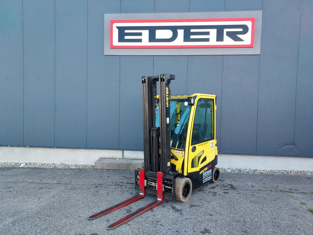 Hyster J 2.0XNMWB Elektro 4 Rad-Stapler www.eder-stapler.de