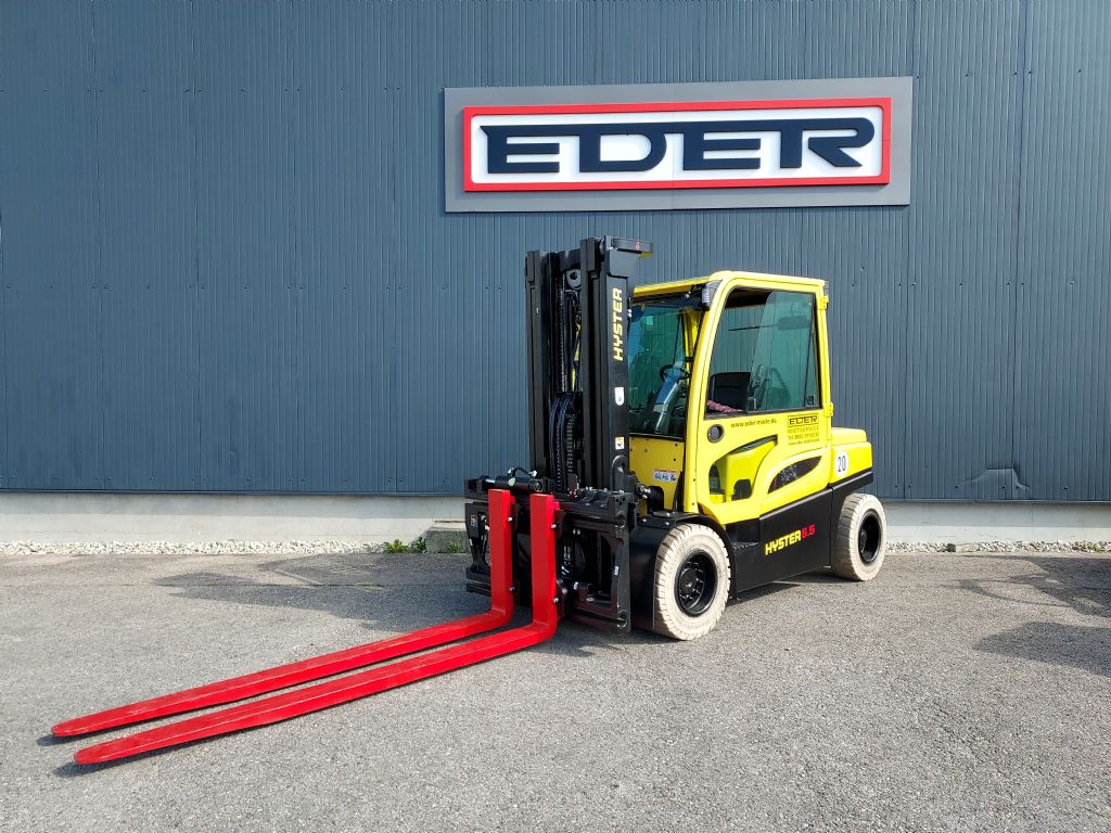 Hyster J 5.5XN6 Elektro 4 Rad-Stapler www.eder-stapler.de