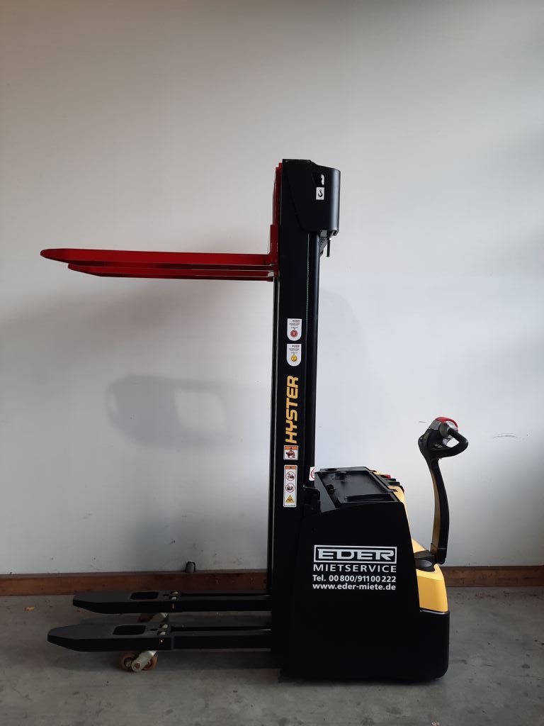Hyster S 1.6iLAC Initialhub Hochhubwagen www.eder-stapler.de