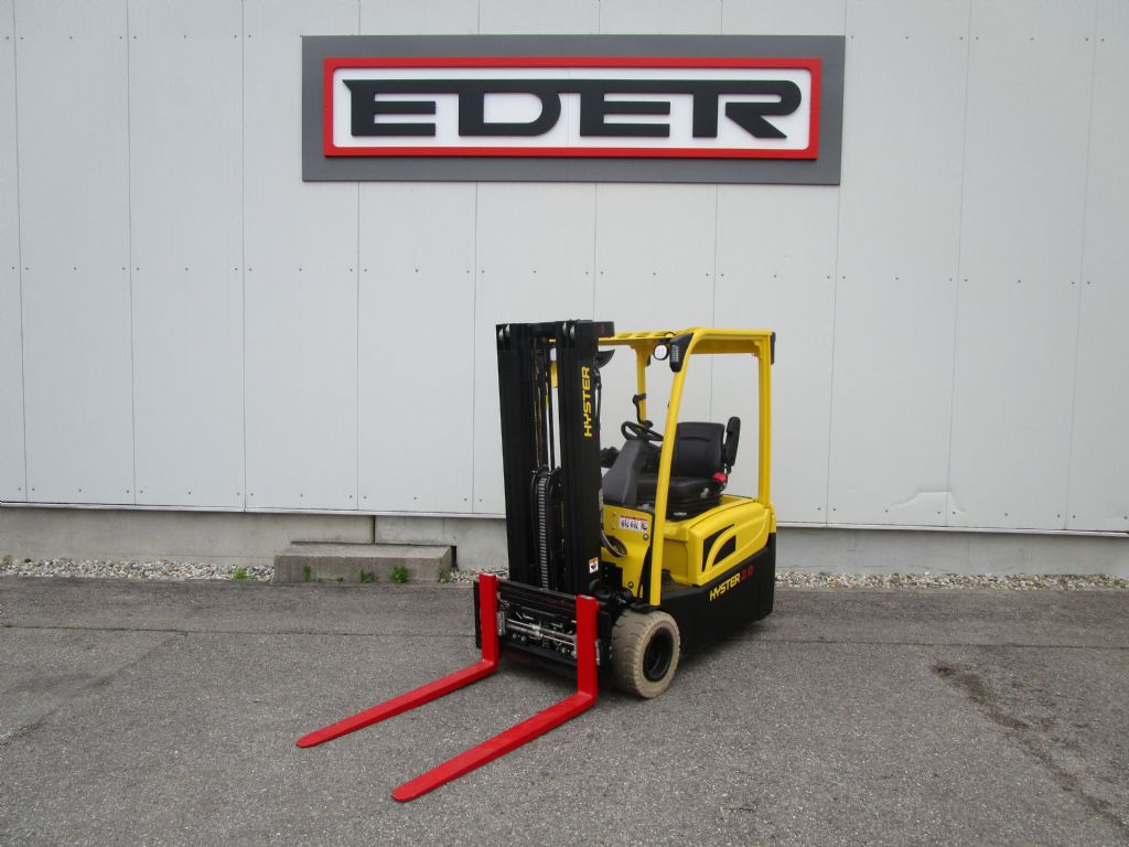 Hyster J 2.0XNTMWB Elektro 3 Rad-Stapler www.eder-stapler.de