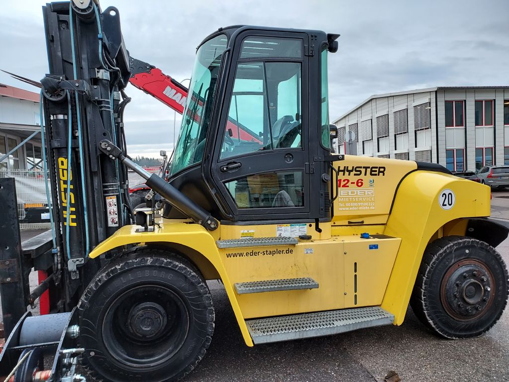 Hyster H 12XM-6 Schwerlaststapler - Diesel www.eder-stapler.de