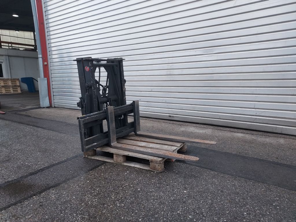 *Sonstige CAM Vorschubgabelträger mit Seitenschieber Vorschubgabelträger www.eder-stapler.de *Sonstige CAM Vorschubgabelträger mit Seitenschieber Vorschubgabelträger www.eder-stapler.de