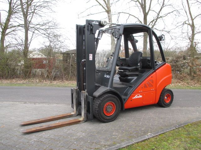 Linde-H30D-02-Dieselstapler-www.efken-stapler.de