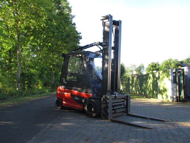 Linde-E35L-01-Elektro 4 Rad-Stapler-www.efken-stapler.de