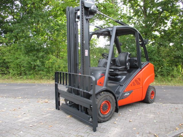 Linde-H35D-02-Dieselstapler-www.efken-stapler.de