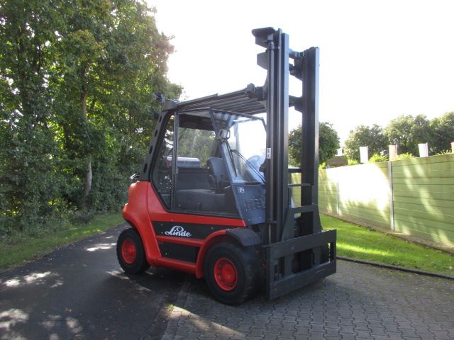 Linde-H70T-02-Treibgasstapler-www.efken-stapler.de