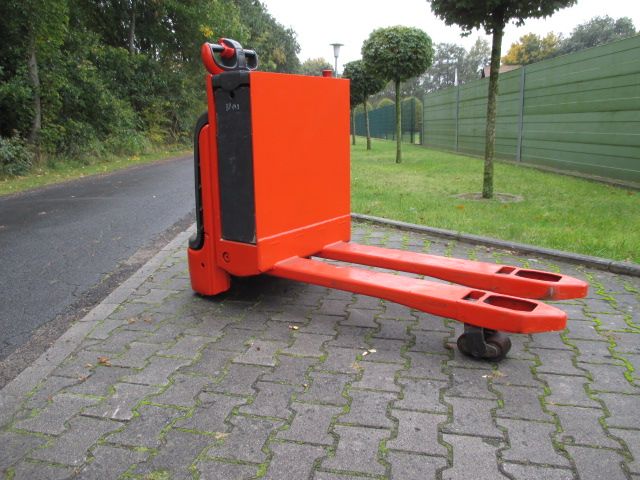 Linde-T 18-Niederhubwagen-www.efken-stapler.de
