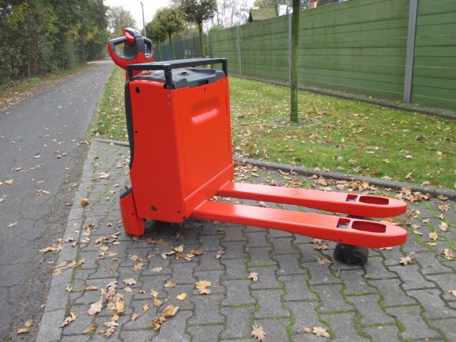 Linde-T16-Niederhubwagen-www.efken-stapler.de