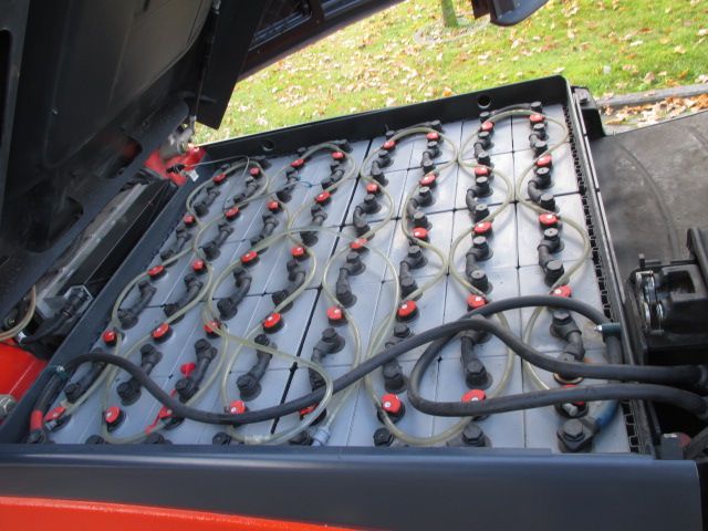 Linde-E50HL-01-Elektro 4 Rad-Stapler-www.efken-stapler.de