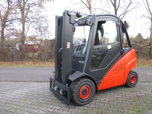 Linde-H25D-02/600-Dieselstapler-www.efken-stapler.de