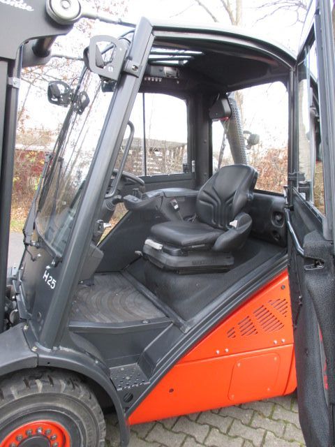 Linde-H25D-02/600-Dieselstapler-www.efken-stapler.de
