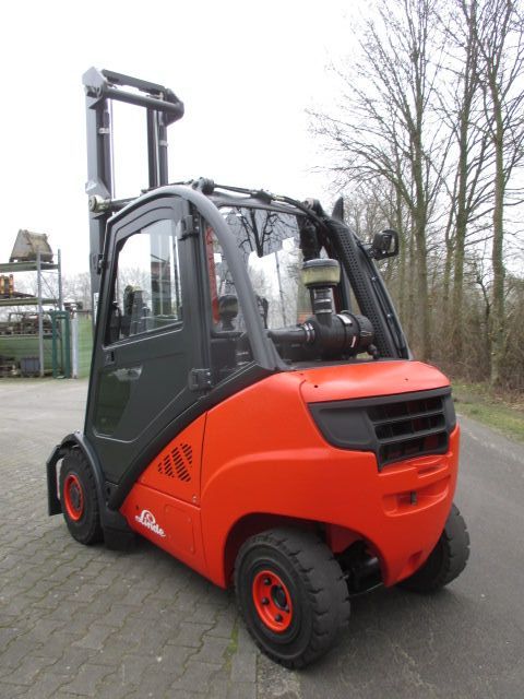 Linde-H30D-01-Dieselstapler-www.efken-stapler.de
