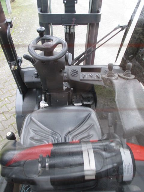 Linde-H30D-01-Dieselstapler-www.efken-stapler.de