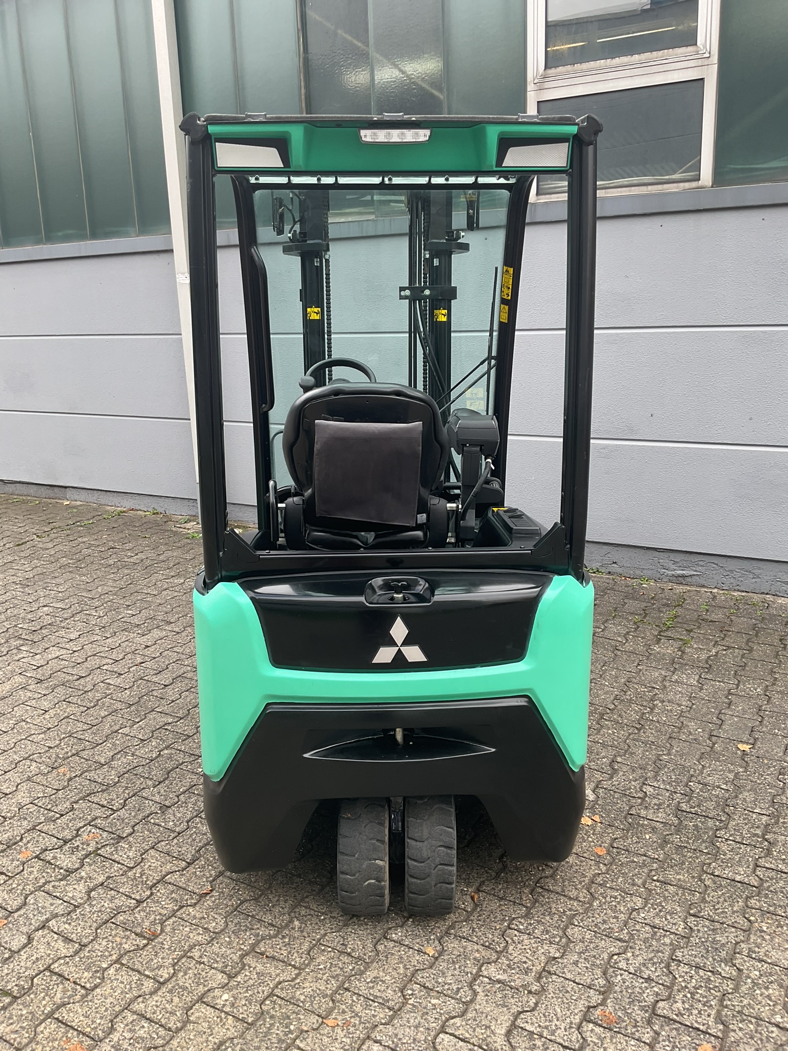 Mitsubishi FB16ACNT Elektro 3 Rad-Stapler ehlers-stapler.de