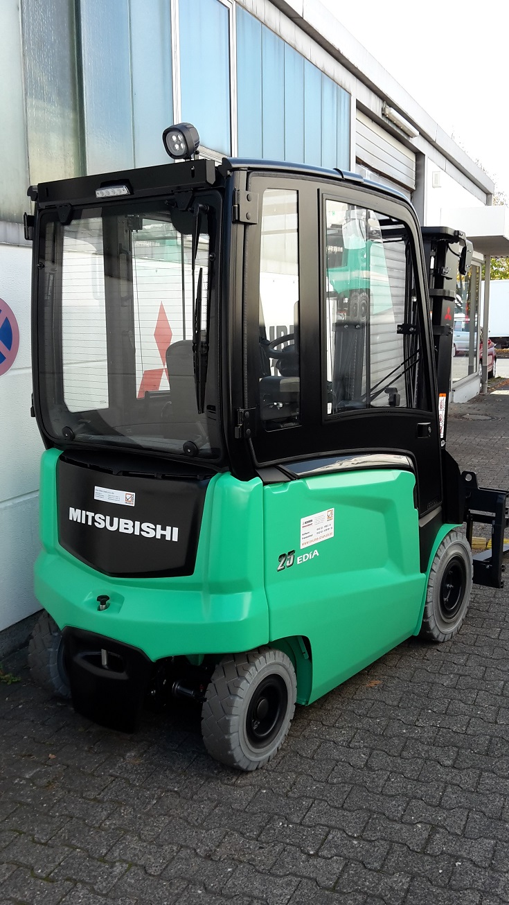 Mitsubishi FB25CN Elektro 4 Rad-Stapler ehlers-stapler.de