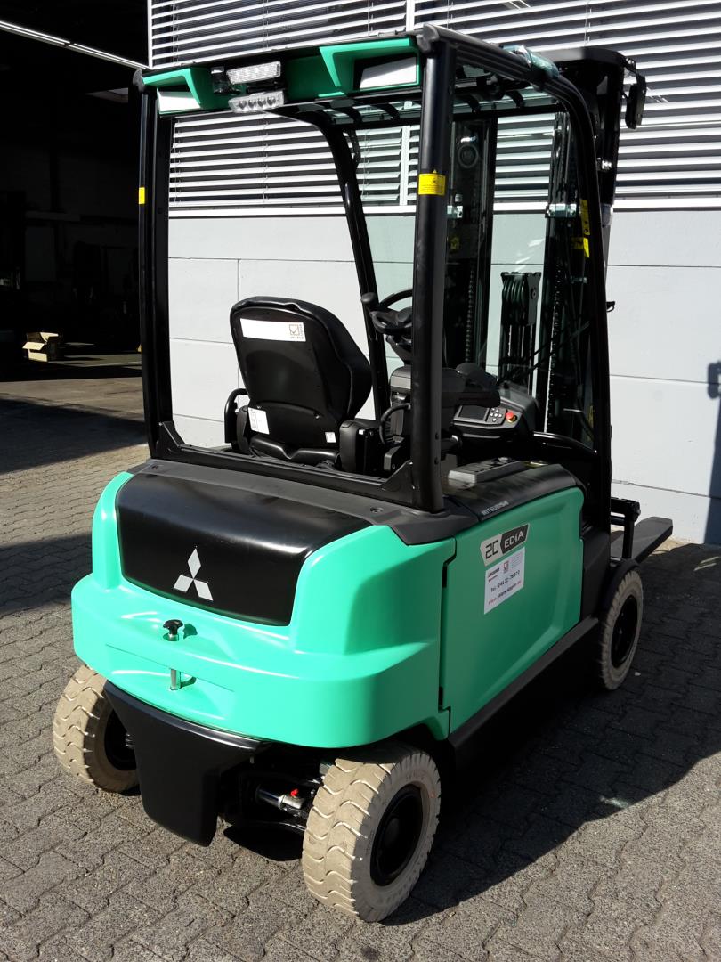 Mitsubishi FB20AN Elektro 4 Rad-Stapler ehlers-stapler.de