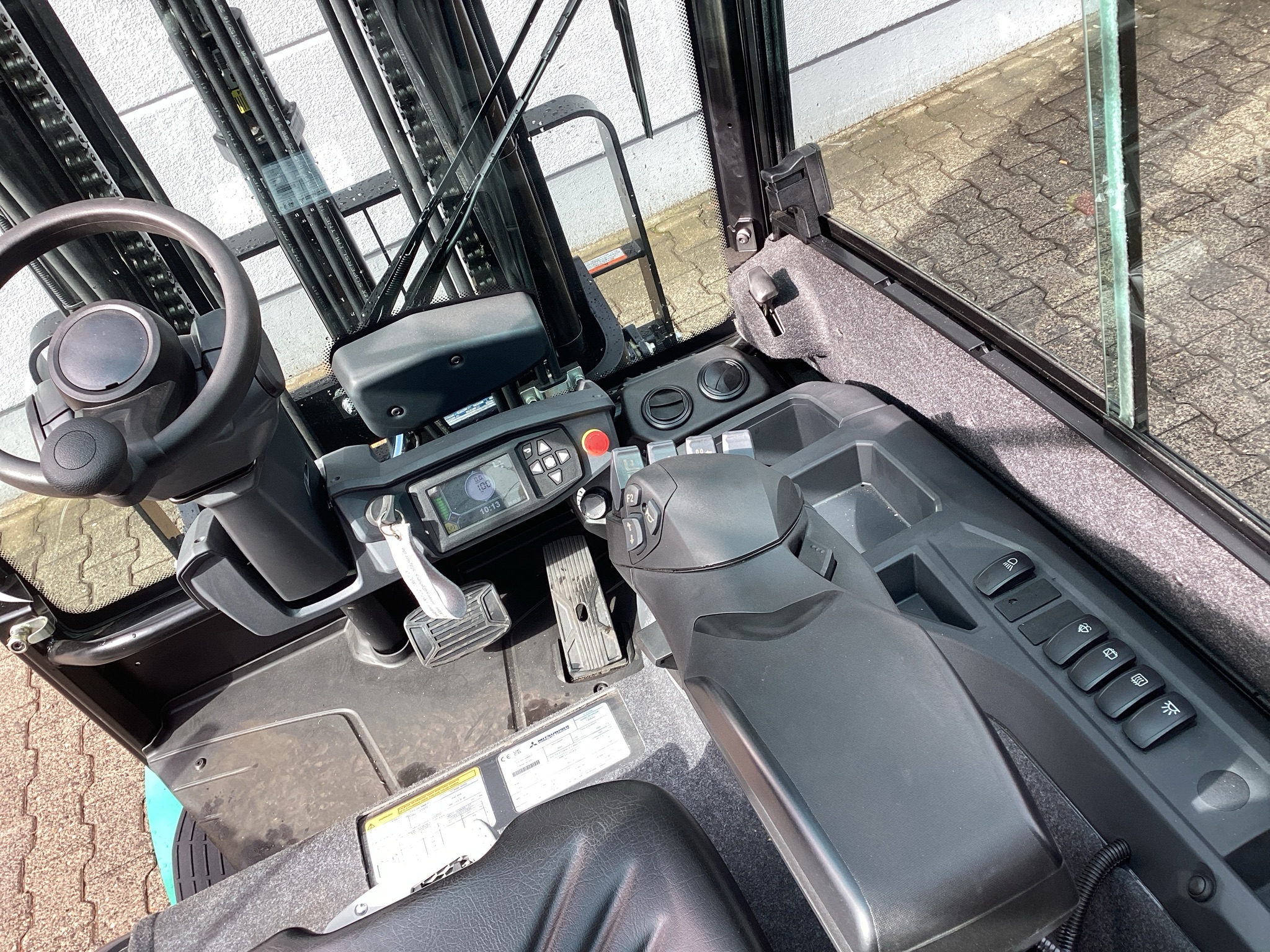 Mitsubishi FB35AN Elektro 4 Rad-Stapler ehlers-stapler.de