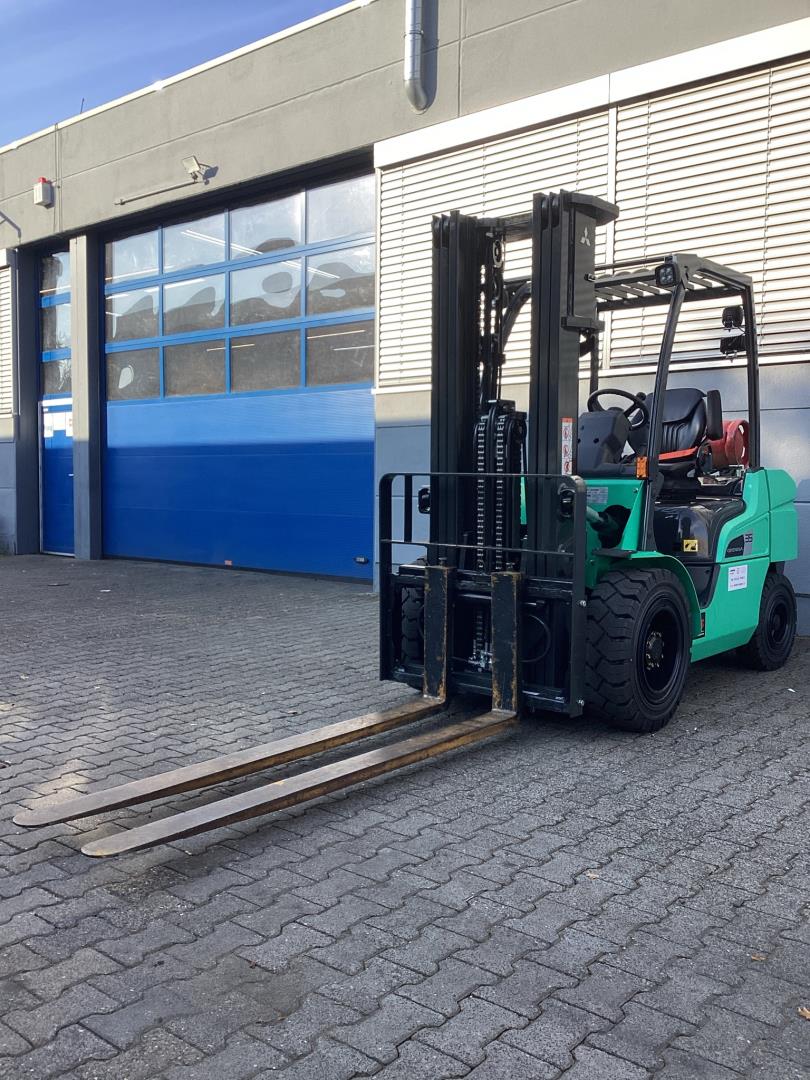 Mitsubishi FG35N Treibgasstapler ehlers-stapler.de