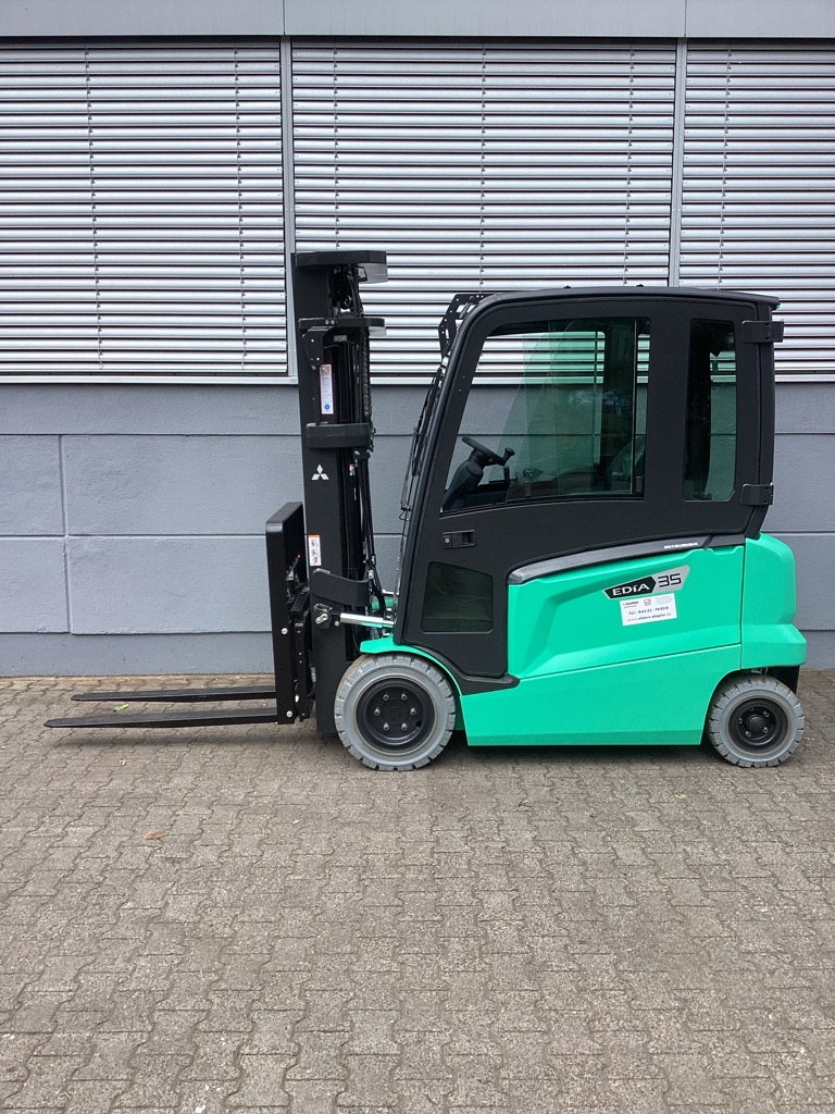 Mitsubishi FB35AN Elektro 4 Rad-Stapler ehlers-stapler.de