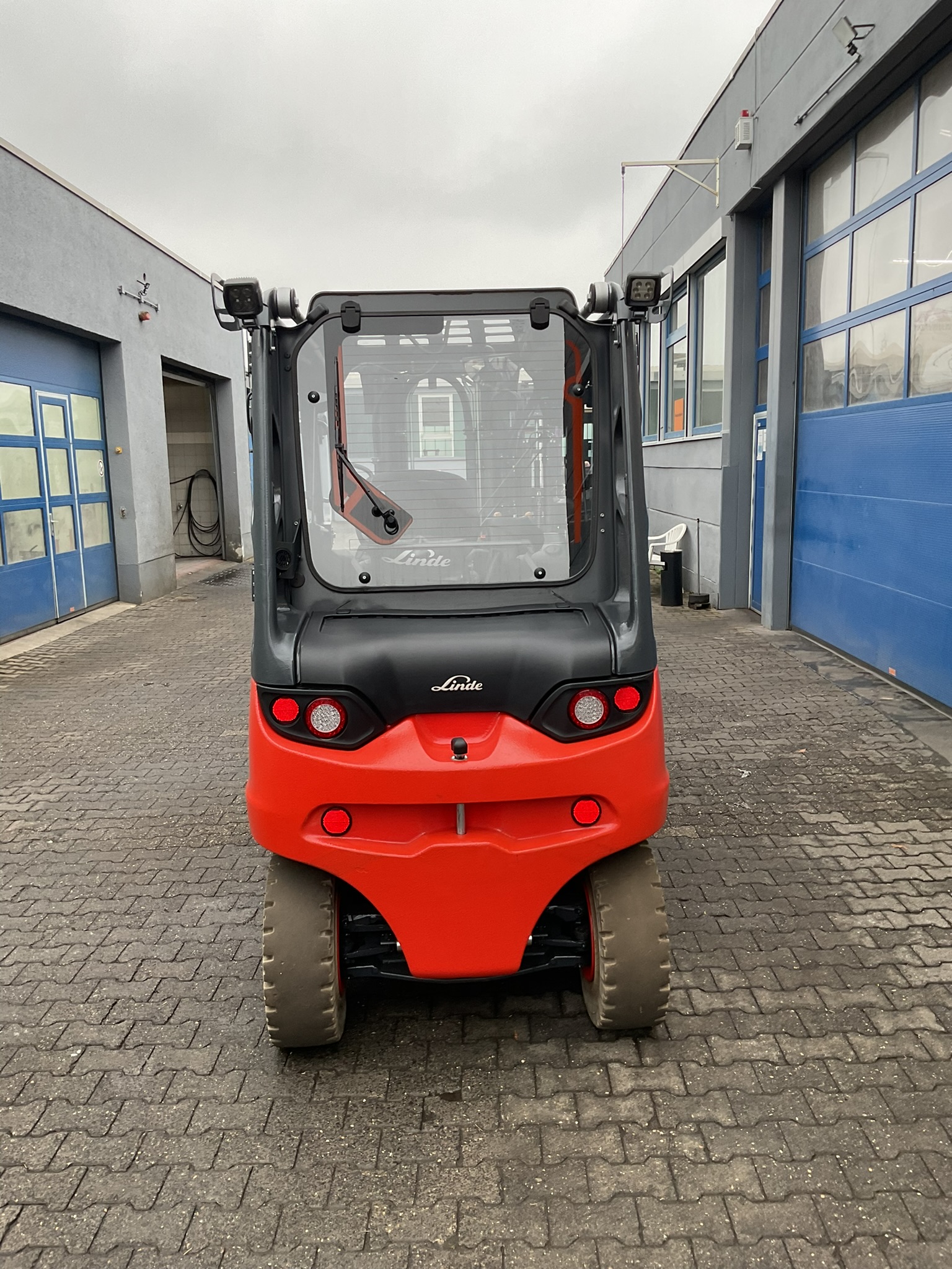 Linde E50 / 600L Elektro 4 Rad-Stapler ehlers-stapler.de