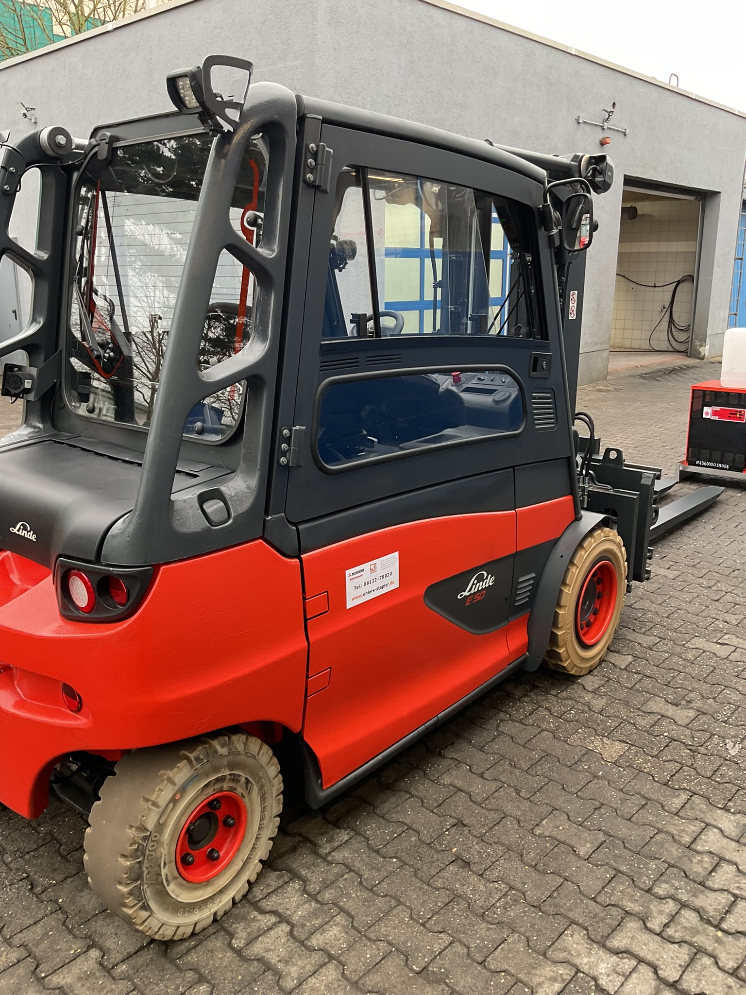 Linde E50 / 600L Elektro 4 Rad-Stapler ehlers-stapler.de