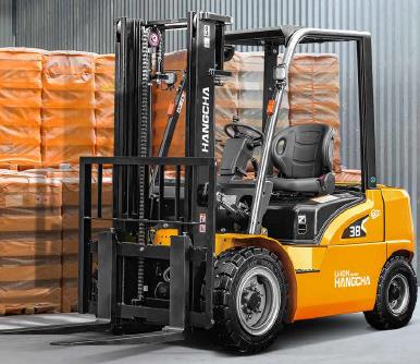 Hangcha CPD25-XEY2H-SI Elektro 4 Rad-Stapler ehlers-stapler.de