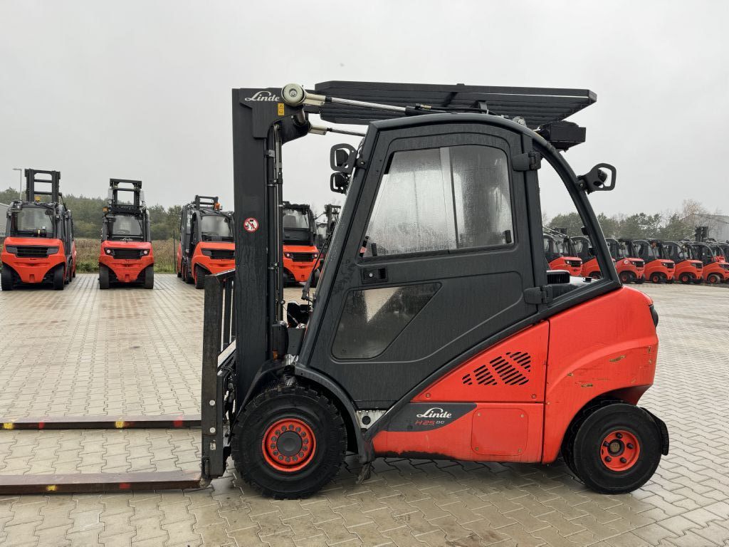 Linde H25D-02 Diesel Forklift www.emslift.de Linde H25D-02 Diesel Forklift www.emslift.de