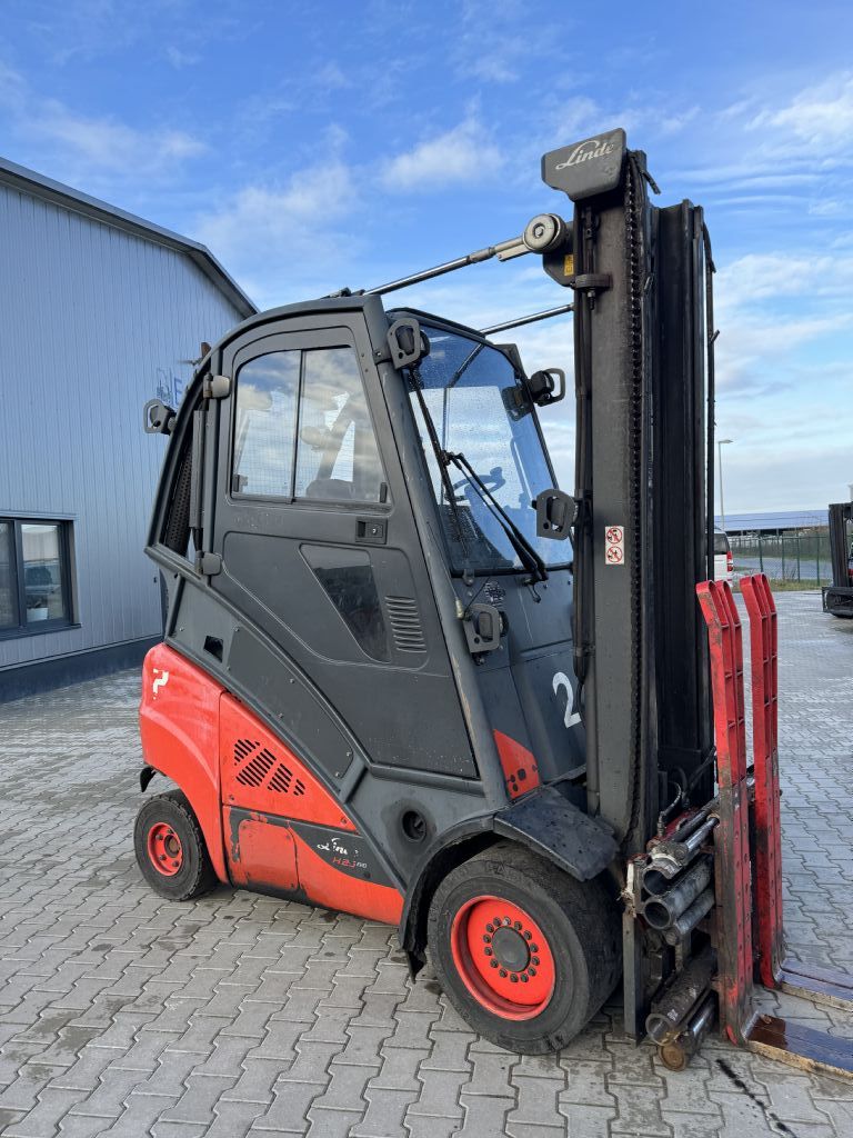 Linde H25D-02/600 Diesel Forklift www.emslift.de Linde H25D-02/600 Diesel Forklift www.emslift.de