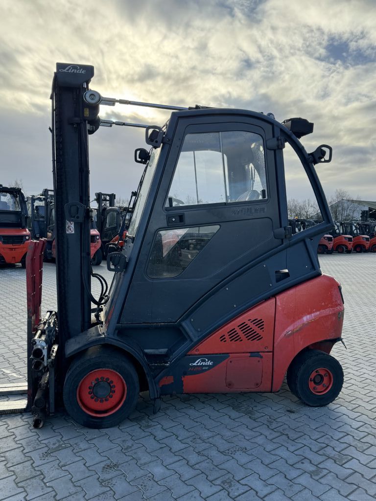 Linde H25D-02/600 Diesel Forklift www.emslift.de Linde H25D-02/600 Diesel Forklift www.emslift.de