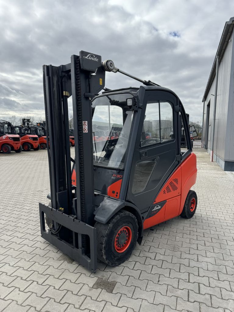 Linde H30D-02 Diesel Forklift www.emslift.de