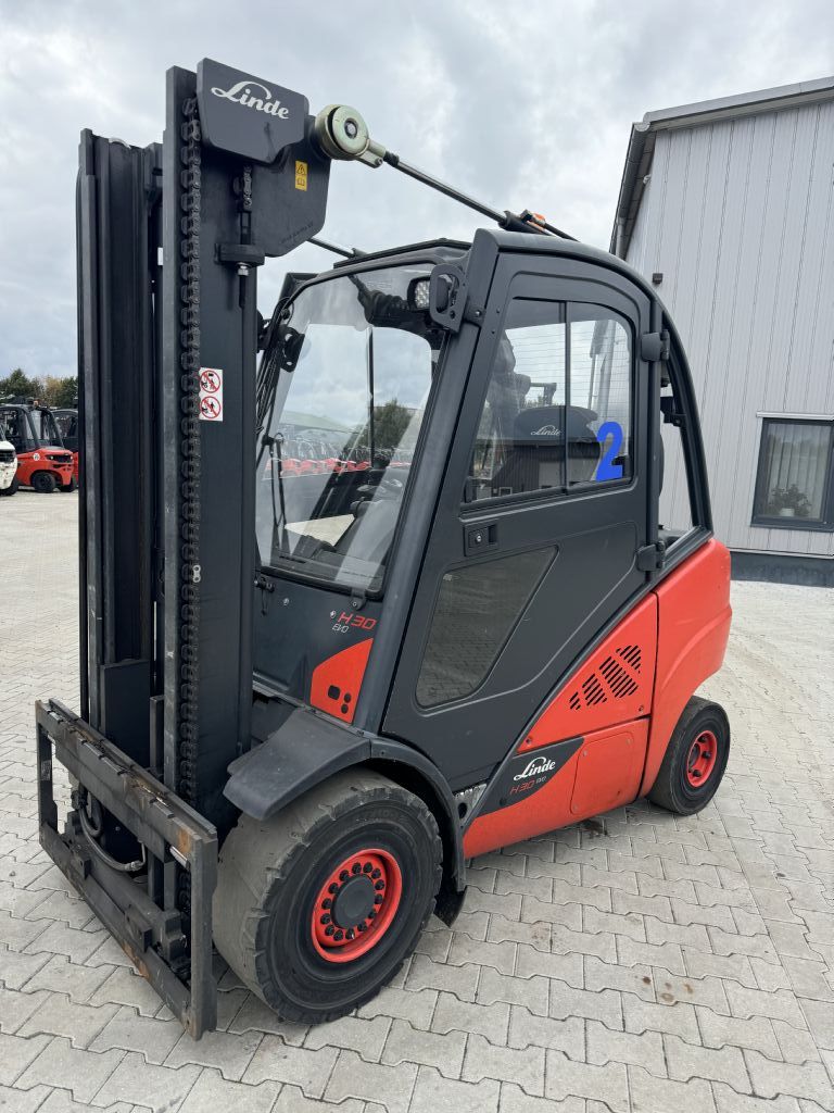 Linde H30D-02 Dieselstapler www.emslift.de