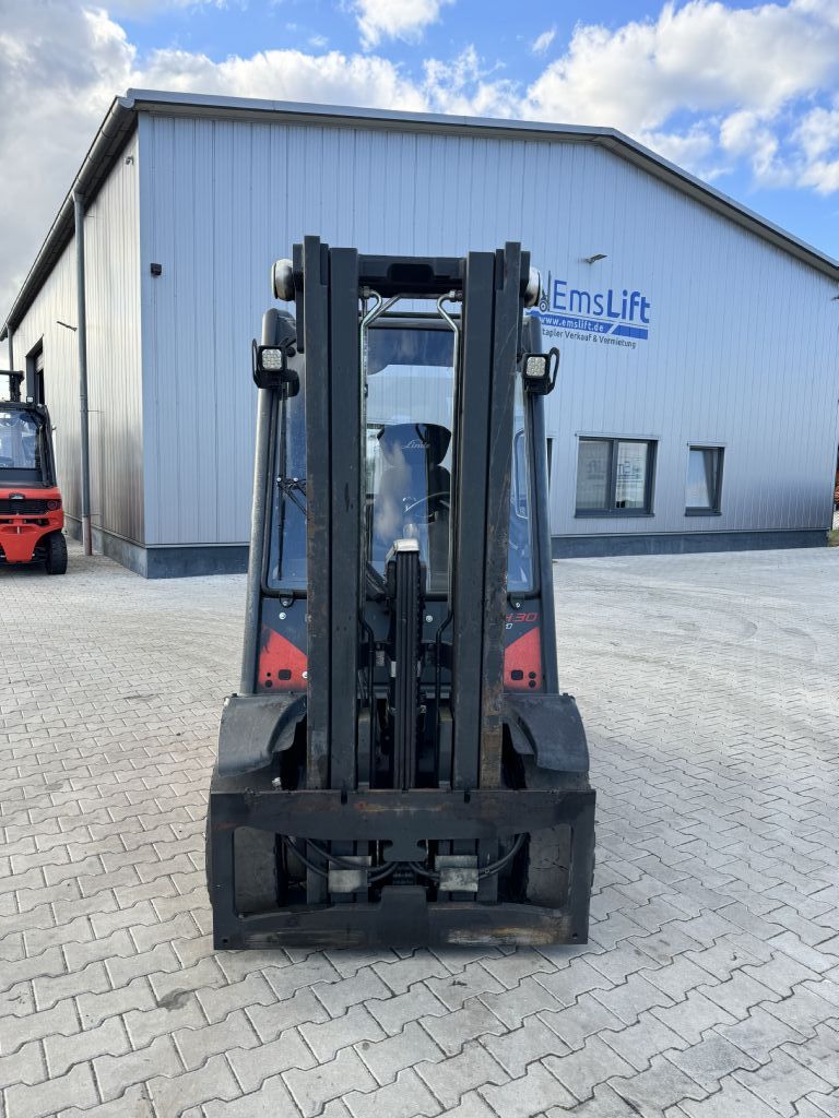Linde H30D-02 Diesel Forklift www.emslift.de Linde H30D-02 Diesel Forklift www.emslift.de