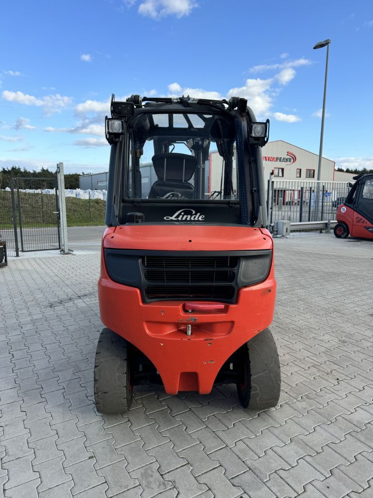 Linde H30D-02 Diesel Forklift www.emslift.de Linde H30D-02 Diesel Forklift www.emslift.de
