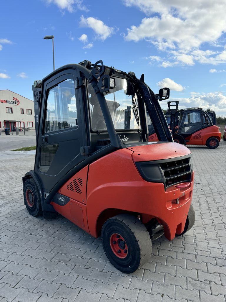 Linde H30D-02 Diesel Forklift www.emslift.de Linde H30D-02 Diesel Forklift www.emslift.de